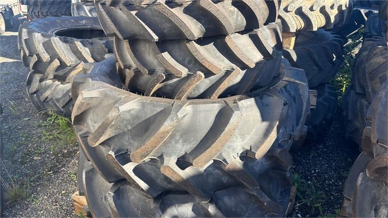 Mitas 420/70-24 - Band voor Gemeentelijke machine/ Speciaal: afbeelding 4 Mitas 420/70-24 - Band voor Gemeentelijke machine/ Speciaal: afbeelding 4