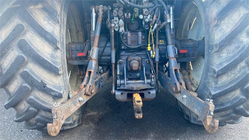 New Holland TS115 - Tractor: afbeelding 4 New Holland TS115 - Tractor: afbeelding 4