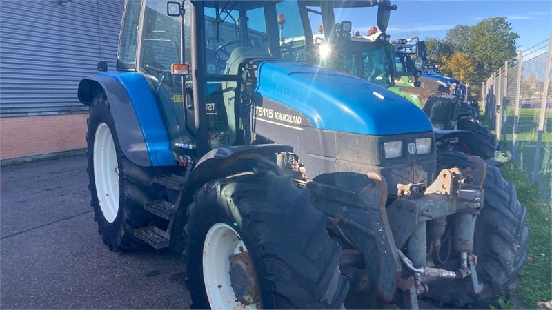 New Holland TS115 - Tractor: afbeelding 1 New Holland TS115 - Tractor: afbeelding 1