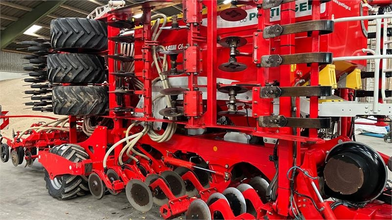 Pöttinger Terrasem C6 Fertilizer - Zaaimachine: afbeelding 5 Pöttinger Terrasem C6 Fertilizer - Zaaimachine: afbeelding 5