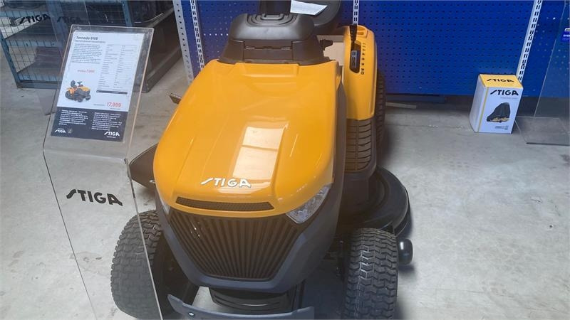 Stiga Tornado 5108 - Gemeentelijke tractor: afbeelding 2 Stiga Tornado 5108 - Gemeentelijke tractor: afbeelding 2