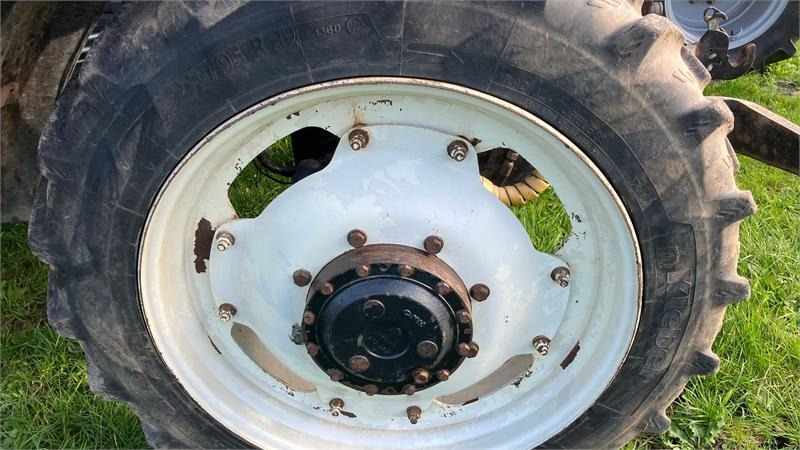 Taurus 270/95R32 - 300/95R46 - Band voor Landbouwmachine: afbeelding 5 Taurus 270/95R32 - 300/95R46 - Band voor Landbouwmachine: afbeelding 5