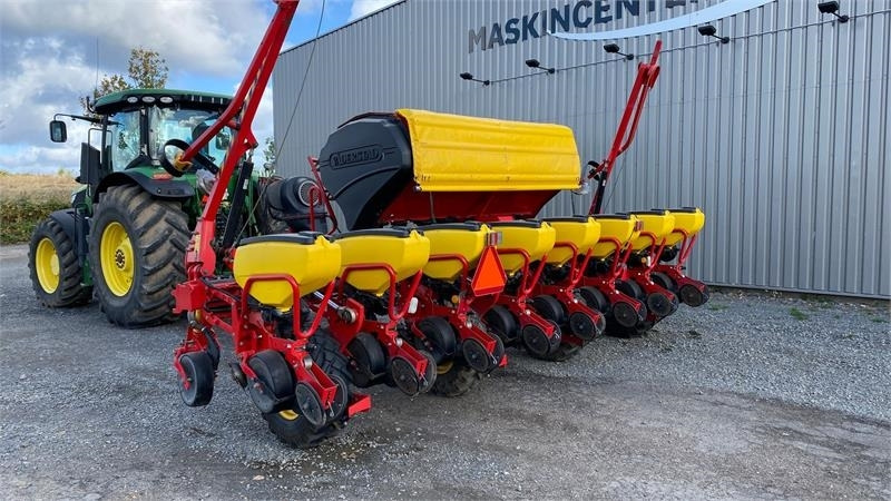 Vaderstad Tempo F 8RK. - Zaaimachine: afbeelding 1 Vaderstad Tempo F 8RK. - Zaaimachine: afbeelding 1