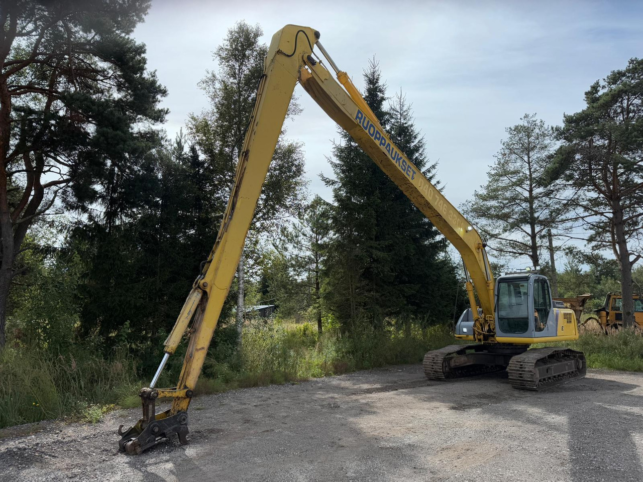 New Holland E 215 - Rupsgraafmachine: afbeelding 1 New Holland E 215 - Rupsgraafmachine: afbeelding 1