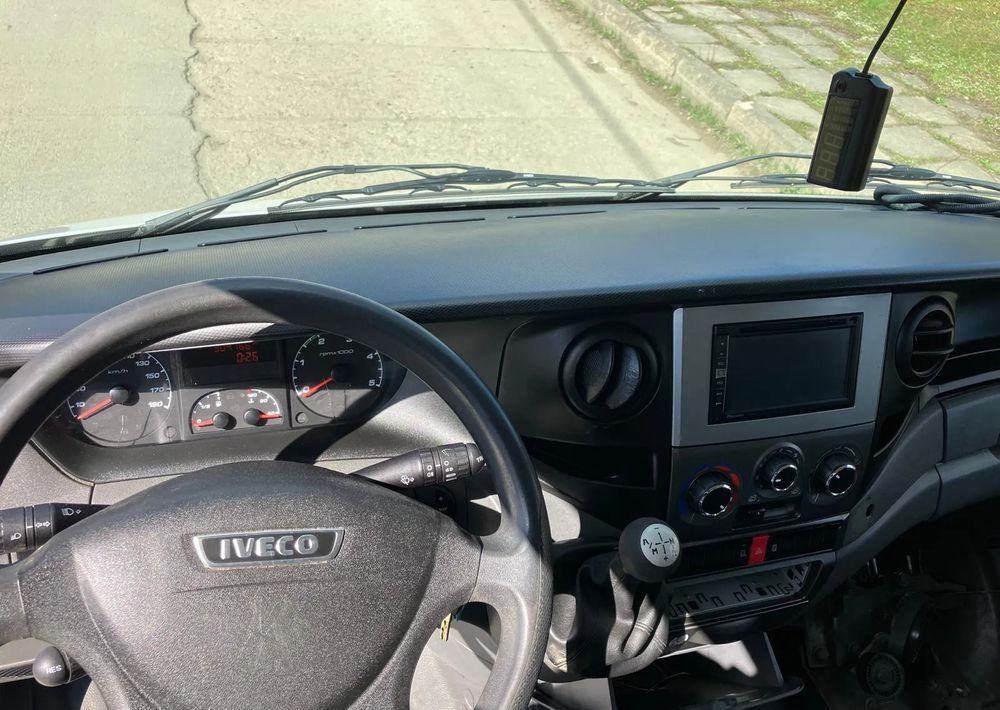 Iveco DAILY 35C13 ramo do zabudowy kiper wywrotka - Chassis vrachtwagen: afbeelding 4 Iveco DAILY 35C13 ramo do zabudowy kiper wywrotka - Chassis vrachtwagen: afbeelding 4