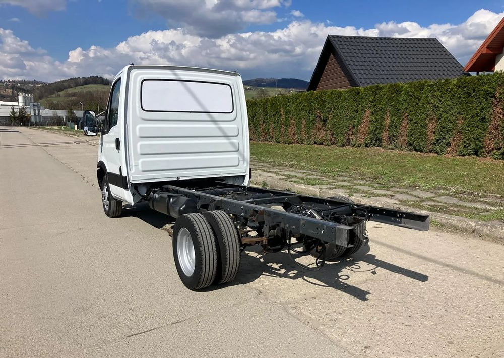 Iveco DAILY 35C13 ramo do zabudowy kiper wywrotka - Chassis vrachtwagen: afbeelding 3 Iveco DAILY 35C13 ramo do zabudowy kiper wywrotka - Chassis vrachtwagen: afbeelding 3