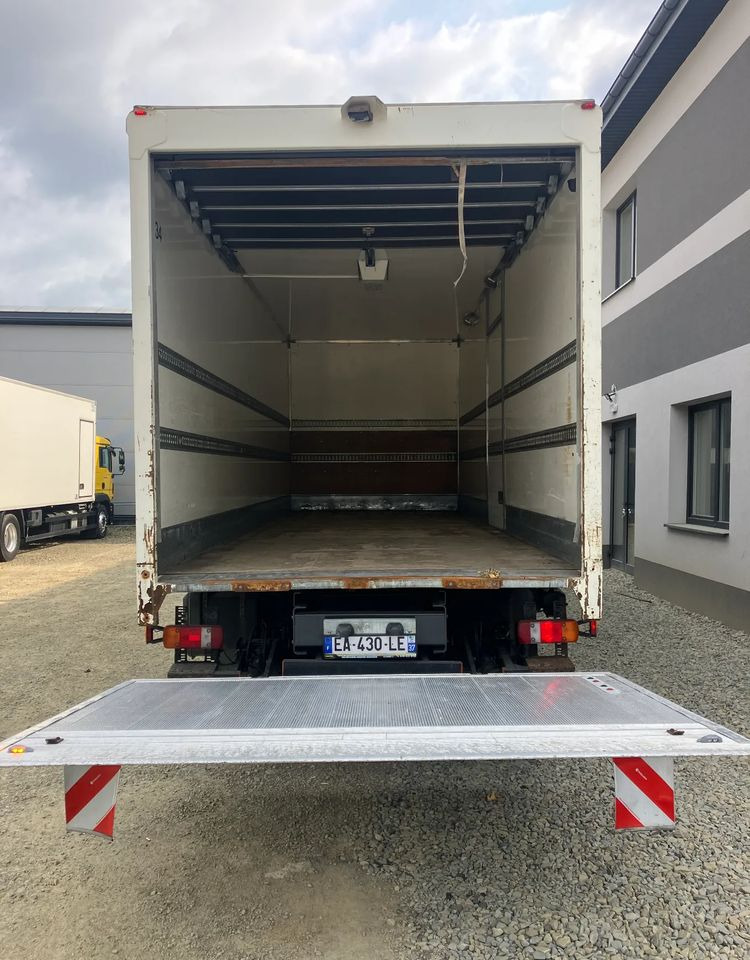 MAN MAN 18.290 kurierka kontener - Bakwagen: afbeelding 5 MAN MAN 18.290 kurierka kontener - Bakwagen: afbeelding 5