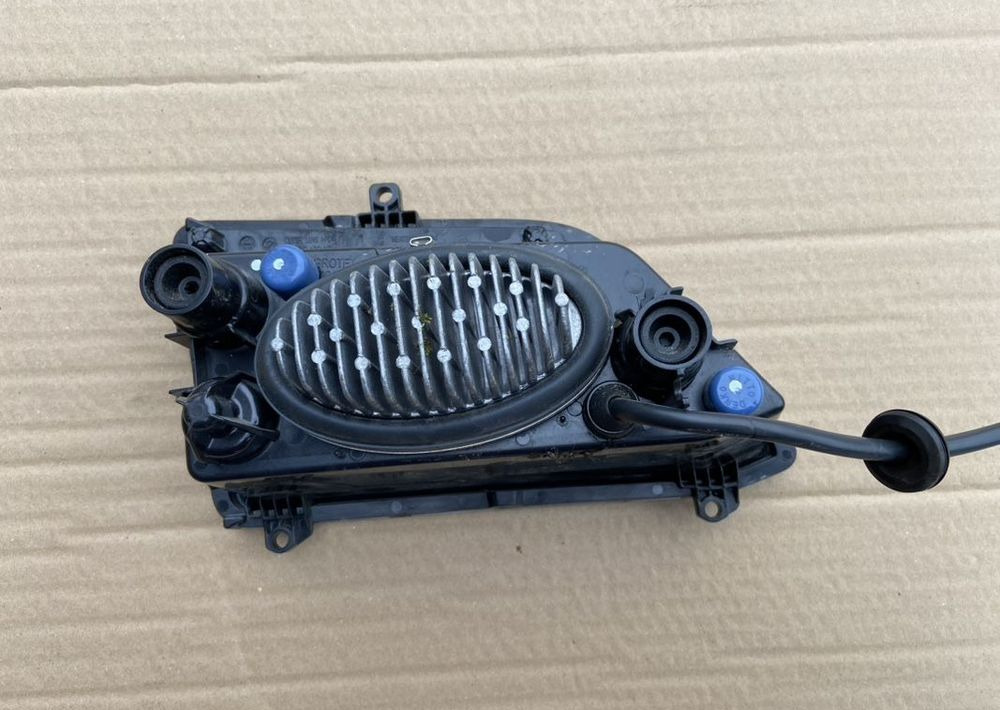 Halogen dachowy Scania R S NGR NGS Dalekosiężne - Lichten/ Verlichting voor Vrachtwagen: afbeelding 2 Halogen dachowy Scania R S NGR NGS Dalekosiężne - Lichten/ Verlichting voor Vrachtwagen: afbeelding 2