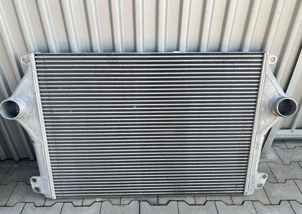 Intercooler Scania R NGR chłodnica powietrza 2433149 - Intercooler voor Vrachtwagen: afbeelding 2 Intercooler Scania R NGR chłodnica powietrza 2433149 - Intercooler voor Vrachtwagen: afbeelding 2
