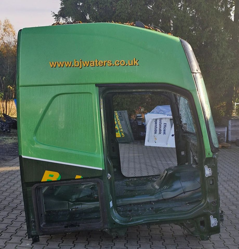 KABINA VOLVO FH5 2023R - Carrosserie en exterieur: afbeelding 3 KABINA VOLVO FH5 2023R - Carrosserie en exterieur: afbeelding 3