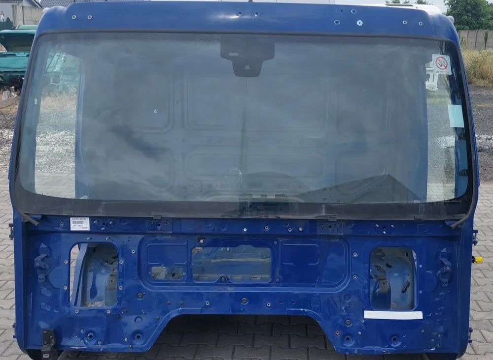 KABINA VOLVO FL 2022R - Cabine voor Vrachtwagen: afbeelding 1 KABINA VOLVO FL 2022R - Cabine voor Vrachtwagen: afbeelding 1