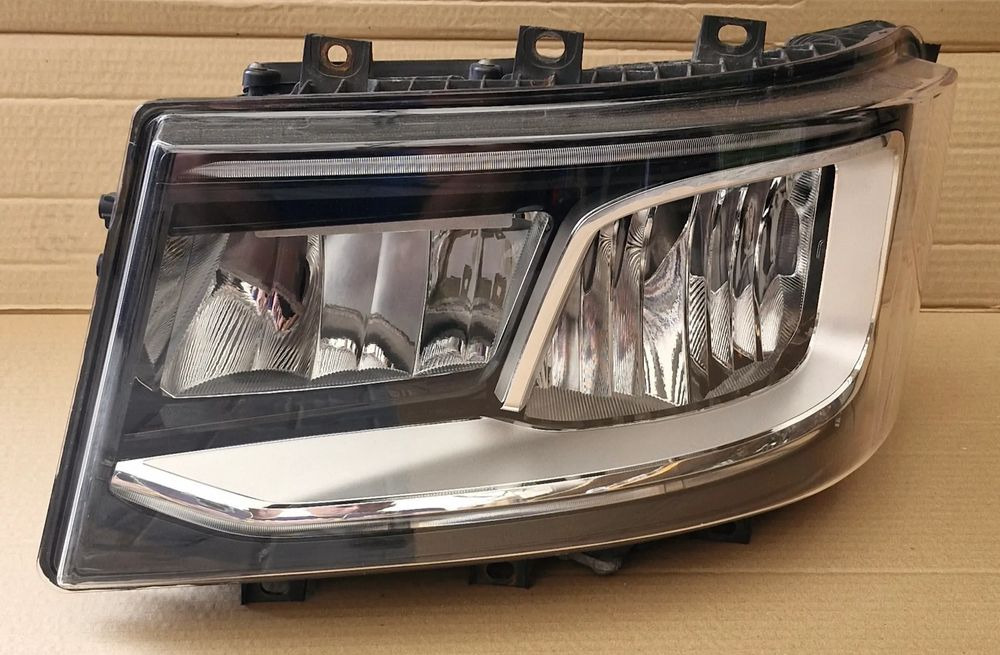 SCANIA R S P G LAMPA LED PRZEDNIA LEWA 2674390 2655848 - Lichten/ Verlichting voor Vrachtwagen: afbeelding 1 SCANIA R S P G LAMPA LED PRZEDNIA LEWA 2674390 2655848 - Lichten/ Verlichting voor Vrachtwagen: afbeelding 1