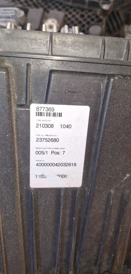 VOLVO FH5 LAMPA PRZEDNIA FULL LED 23752680 23752678 24056515 - Koplamp voor Vrachtwagen: afbeelding 4 VOLVO FH5 LAMPA PRZEDNIA FULL LED 23752680 23752678 24056515 - Koplamp voor Vrachtwagen: afbeelding 4