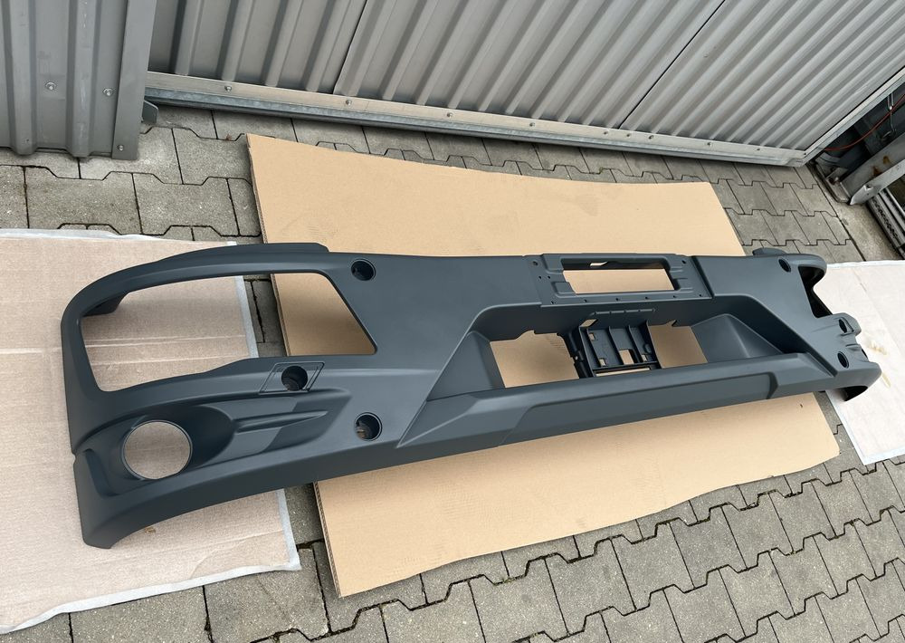 Zderzak MAN TGL TG3 nowy model oryginał - Bumper voor Vrachtwagen: afbeelding 2 Zderzak MAN TGL TG3 nowy model oryginał - Bumper voor Vrachtwagen: afbeelding 2