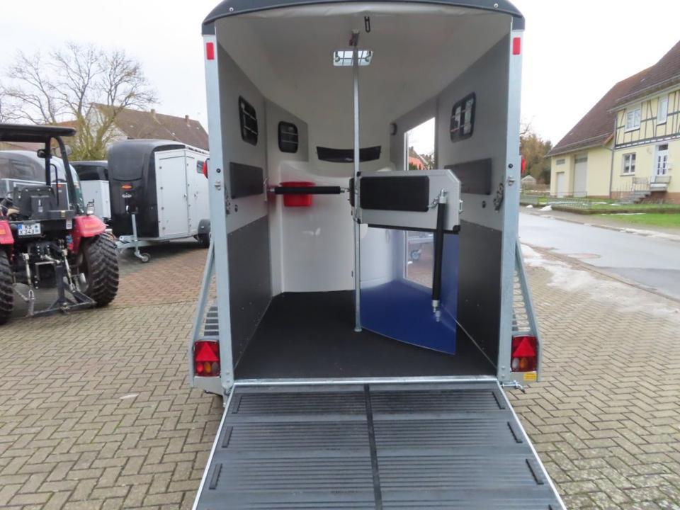 Paardentrailer Böckmann Pferdeanhänger Portax SKA 2025 WCF Fenster links/ rechts: afbeelding 15