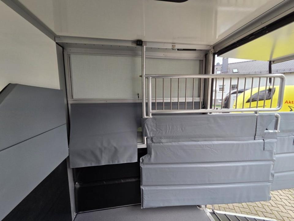 Paardenvrachtwagen MSG Stablehopper Pferdetransporter Pferdeanhänger Böckmann: afbeelding 9