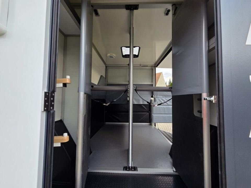 Paardenvrachtwagen MSG Stablehopper Pferdetransporter Pferdeanhänger Böckmann: afbeelding 11