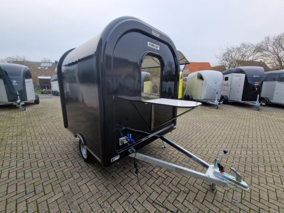 PKW-Anhänger Food-Trailer Cocktail Bar Verkaufsanhänger - Verkoopwagen: afbeelding 2 PKW-Anhänger Food-Trailer Cocktail Bar Verkaufsanhänger - Verkoopwagen: afbeelding 2