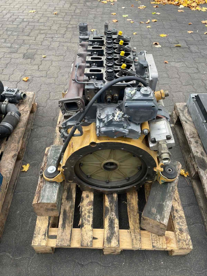 DEUTZ BF4M2012 Serial: 21039937 Fully renovated engine!!! - Motor voor Bouwmachine: afbeelding 2 DEUTZ BF4M2012 Serial: 21039937 Fully renovated engine!!! - Motor voor Bouwmachine: afbeelding 2
