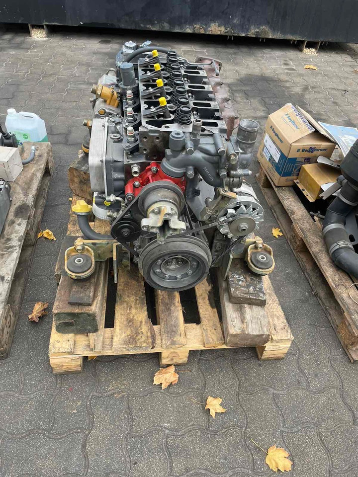 DEUTZ BF4M2012 Serial: 21039937 Fully renovated engine!!! - Motor voor Bouwmachine: afbeelding 1 DEUTZ BF4M2012 Serial: 21039937 Fully renovated engine!!! - Motor voor Bouwmachine: afbeelding 1