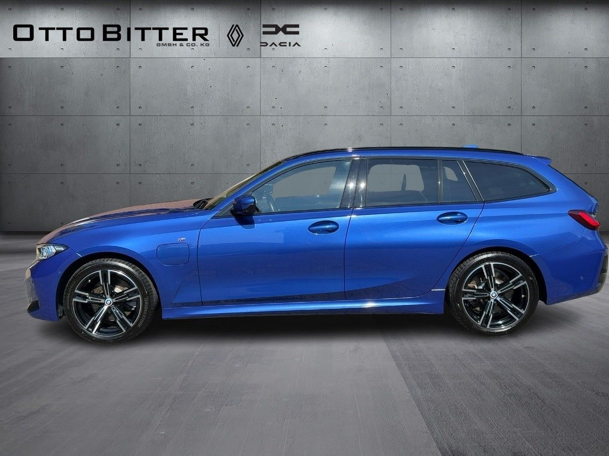 BMW 330 e Touring 360/M SPORT/COMFORTPAKET - Personenwagen: afbeelding 2 BMW 330 e Touring 360/M SPORT/COMFORTPAKET - Personenwagen: afbeelding 2