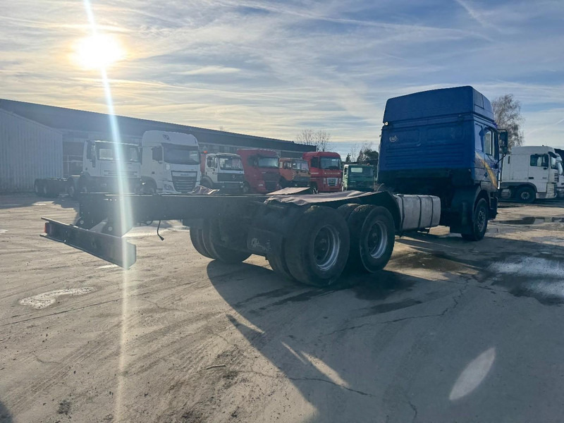 MAN 26.410 (BIG AXLE / 10 TIRES / 6X4 / 6 CYLINDER / MANUAL GEARBOX) - Chassis vrachtwagen: afbeelding 5 MAN 26.410 (BIG AXLE / 10 TIRES / 6X4 / 6 CYLINDER / MANUAL GEARBOX) - Chassis vrachtwagen: afbeelding 5