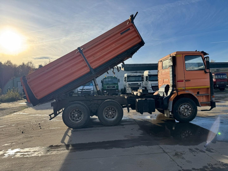 Scania 93 - 280 (STEEL SUSPENSION / SUSPENSION LAMES / 6 CYLINDER / 6X4) - Kipper vrachtwagen: afbeelding 4 Scania 93 - 280 (STEEL SUSPENSION / SUSPENSION LAMES / 6 CYLINDER / 6X4) - Kipper vrachtwagen: afbeelding 4