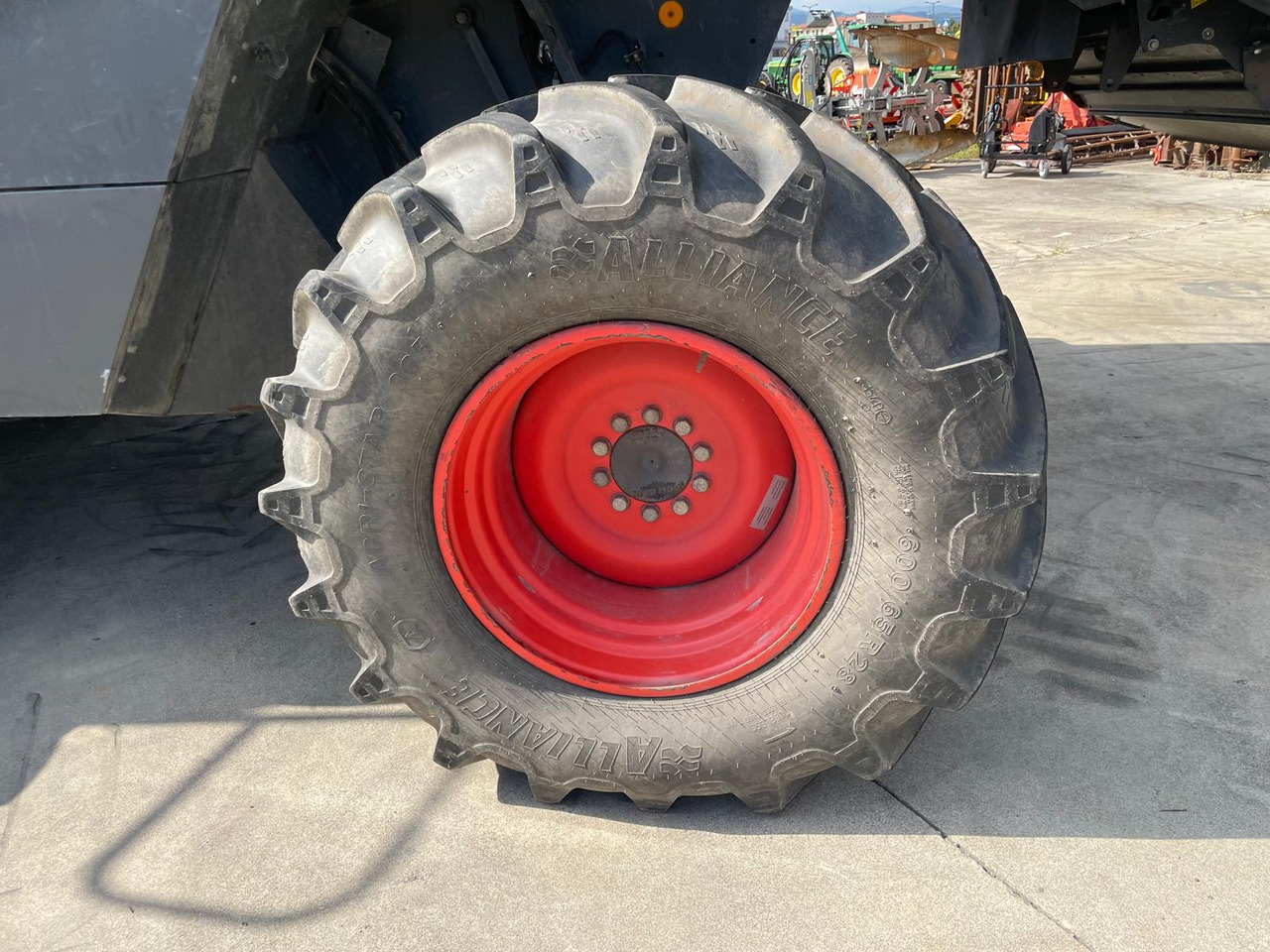 CLAAS MIETITREBBIA LEXION 570TT - Maaidorser: afbeelding 5 CLAAS MIETITREBBIA LEXION 570TT - Maaidorser: afbeelding 5