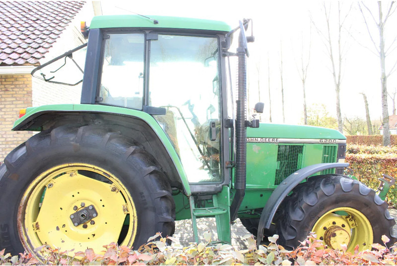 John Deere 6200 - Tractor: afbeelding 2 John Deere 6200 - Tractor: afbeelding 2