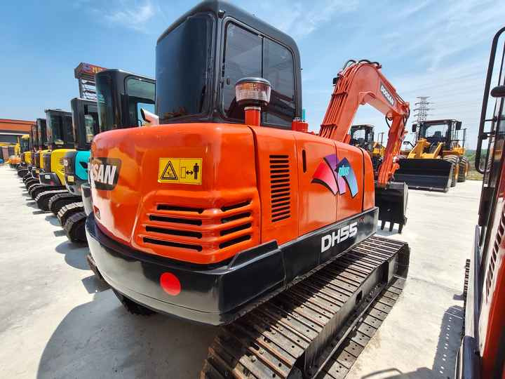 90% New Mini Excavator Doosan DH55, 5-Ton Mini Used Doosan Excavator with Low Price and Good Quality - Minigraafmachine: afbeelding 4 90% New Mini Excavator Doosan DH55, 5-Ton Mini Used Doosan Excavator with Low Price and Good Quality - Minigraafmachine: afbeelding 4