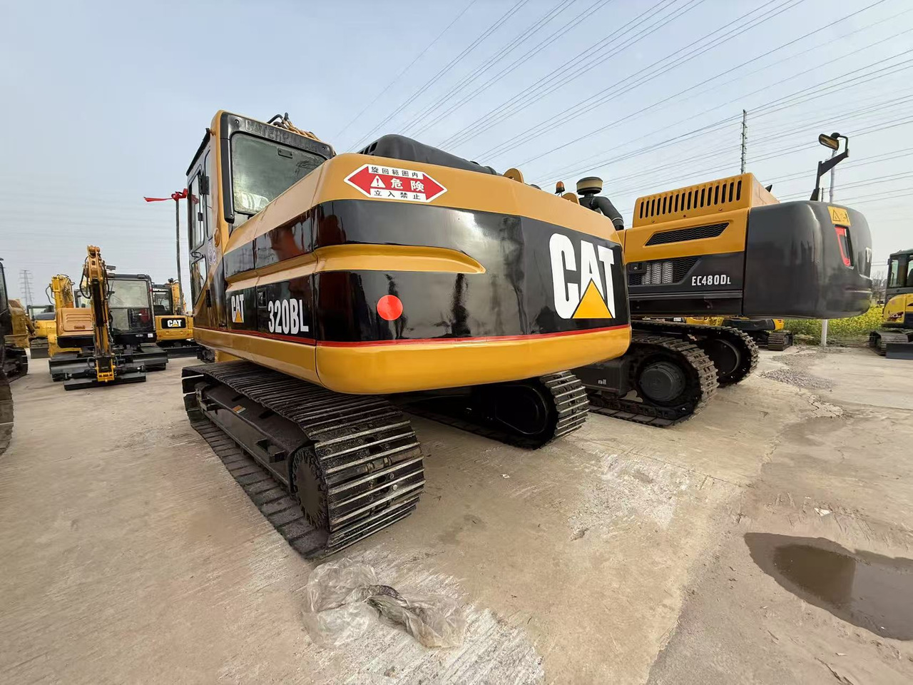 CATERPILLAR 320b - Rupsgraafmachine: afbeelding 4 CATERPILLAR 320b - Rupsgraafmachine: afbeelding 4