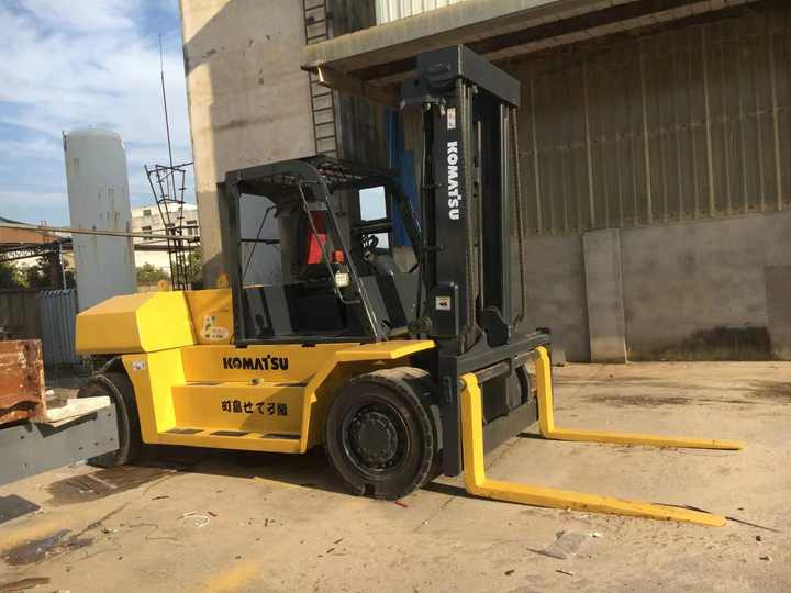 Nice Performance 100% Original komatsu 15tons Forklift on Sale 15 Ton Diesel Forklifts Industrial Price for Sale - Diesel heftruck: afbeelding 4 Nice Performance 100% Original komatsu 15tons Forklift on Sale 15 Ton Diesel Forklifts Industrial Price for Sale - Diesel heftruck: afbeelding 4