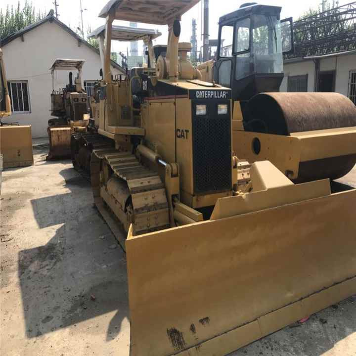 Open Cabin D4c Used Cat Bulldozer , Cat D4 D4h D4g D4m D4k D5m D5g D5h Mini Bulldozer , CAT Dozer - Bulldozer: afbeelding 2 Open Cabin D4c Used Cat Bulldozer , Cat D4 D4h D4g D4m D4k D5m D5g D5h Mini Bulldozer , CAT Dozer - Bulldozer: afbeelding 2