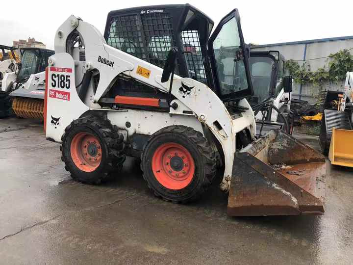 Used Bob Cat Bob Cat S185 Used Mini Skid Steer Wheel Loader Multifunctional Track Loaders Bobcat - Schranklader: afbeelding 5 Used Bob Cat Bob Cat S185 Used Mini Skid Steer Wheel Loader Multifunctional Track Loaders Bobcat - Schranklader: afbeelding 5