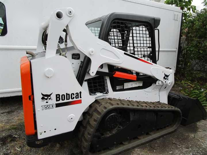 Used Bobcat T590 Used Skid Steer Loader with Good Condition for Sale S160 S185 S300 S330 T590 3T 4T 5T 2T - Schranklader: afbeelding 4 Used Bobcat T590 Used Skid Steer Loader with Good Condition for Sale S160 S185 S300 S330 T590 3T 4T 5T 2T - Schranklader: afbeelding 4