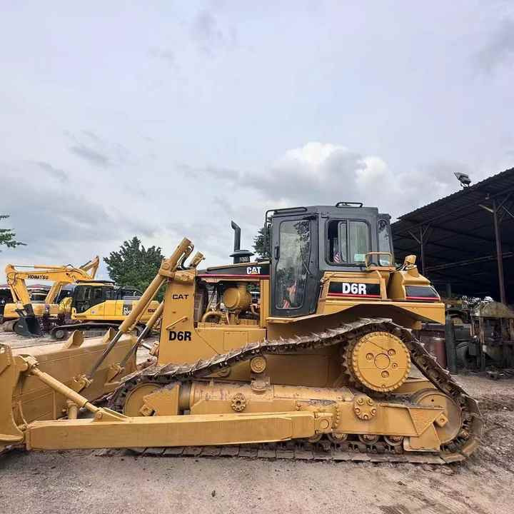 Used Caterpillar D6R Crawler Hydraulic Dozer Cat D6R Dozer Running Working Condition High Performance for Sale - Bulldozer: afbeelding 2 Used Caterpillar D6R Crawler Hydraulic Dozer Cat D6R Dozer Running Working Condition High Performance for Sale - Bulldozer: afbeelding 2
