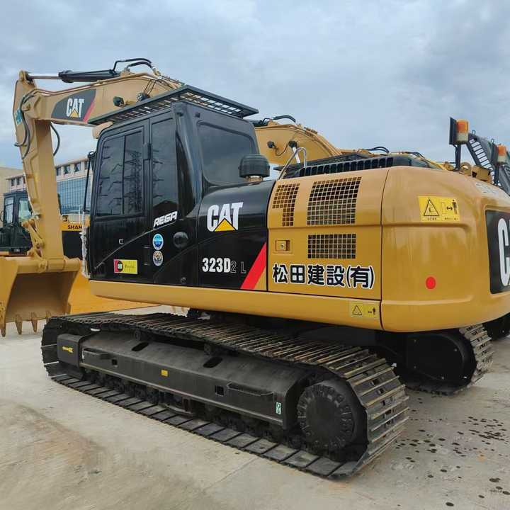 Used Digger CAT 323 Construction Machinery Construction Digger Used CAT 323 Cheap Excavator - Rupsgraafmachine: afbeelding 1 Used Digger CAT 323 Construction Machinery Construction Digger Used CAT 323 Cheap Excavator - Rupsgraafmachine: afbeelding 1