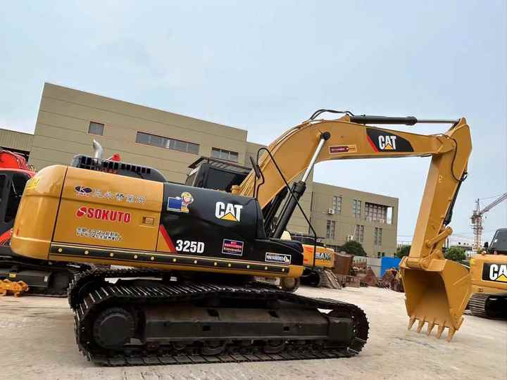 Used Digger CAT 325D Construction Machinery Construction Digger Used CAT 325D Cheap Excavator - Rupsgraafmachine: afbeelding 4 Used Digger CAT 325D Construction Machinery Construction Digger Used CAT 325D Cheap Excavator - Rupsgraafmachine: afbeelding 4