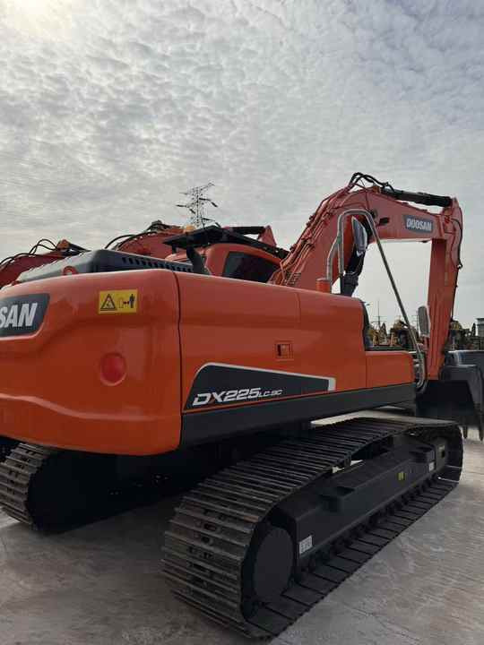 Used Doosan DX225LC-9C Hydraulic Excavator 25 Ton Doosan Dx225 Crawler Excavator with Excellent Performance Low Price for Sale - Graafmachine: afbeelding 3 Used Doosan DX225LC-9C Hydraulic Excavator 25 Ton Doosan Dx225 Crawler Excavator with Excellent Performance Low Price for Sale - Graafmachine: afbeelding 3