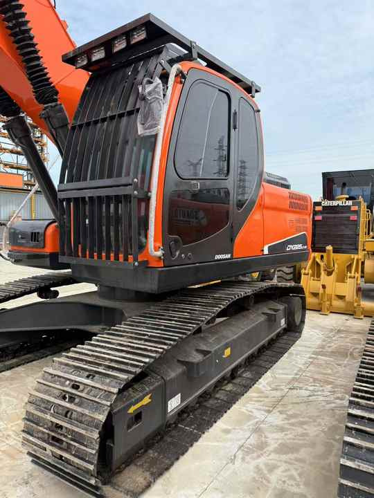 Used Doosan DX225LC-9C Hydraulic Excavator 25 Ton Doosan Dx225 Crawler Excavator with Excellent Performance Low Price for Sale - Graafmachine: afbeelding 2 Used Doosan DX225LC-9C Hydraulic Excavator 25 Ton Doosan Dx225 Crawler Excavator with Excellent Performance Low Price for Sale - Graafmachine: afbeelding 2