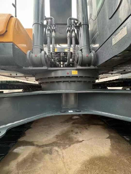 Used hyundai 225lvs Model Excavator Second Hand Machine Popular Brand Korea hyundai Hydraulic Machinery - Graafmachine: afbeelding 4 Used hyundai 225lvs Model Excavator Second Hand Machine Popular Brand Korea hyundai Hydraulic Machinery - Graafmachine: afbeelding 4