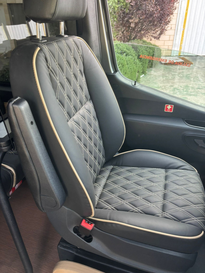 MERCEDES-BENZ SPRINTER 519 - Minibus, Personenvervoer: afbeelding 5 MERCEDES-BENZ SPRINTER 519 - Minibus, Personenvervoer: afbeelding 5