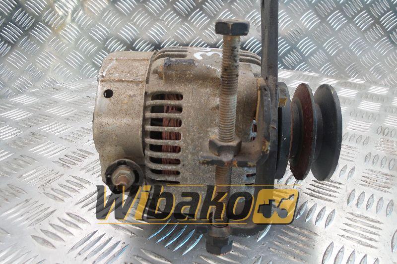 Alternator Denso QSB3.3 600-861-6510/C6008611611 - Dynamo voor Bouwmachine: afbeelding 1 Alternator Denso QSB3.3 600-861-6510/C6008611611 - Dynamo voor Bouwmachine: afbeelding 1