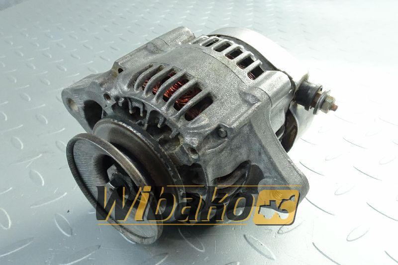 Alternator Kubota 3A611-74012 - Dynamo voor Bouwmachine: afbeelding 1 Alternator Kubota 3A611-74012 - Dynamo voor Bouwmachine: afbeelding 1