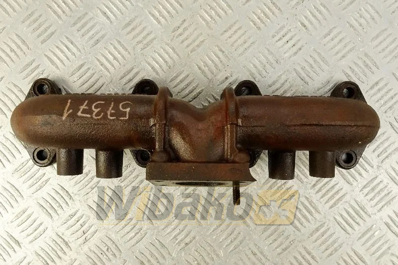 Cummins 3999805 - Uitlaatspruitstuk voor Bouwmachine: afbeelding 1 Cummins 3999805 - Uitlaatspruitstuk voor Bouwmachine: afbeelding 1