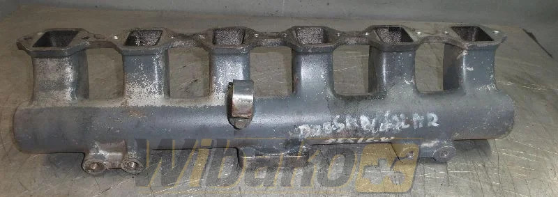 Daewoo DB58TI - Inlaatspruitstuk voor Bouwmachine: afbeelding 1 Daewoo DB58TI - Inlaatspruitstuk voor Bouwmachine: afbeelding 1