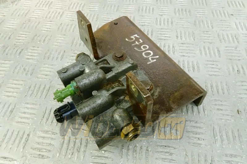 Iveco 4898756 - Brandstoffilter voor Bouwmachine: afbeelding 1 Iveco 4898756 - Brandstoffilter voor Bouwmachine: afbeelding 1