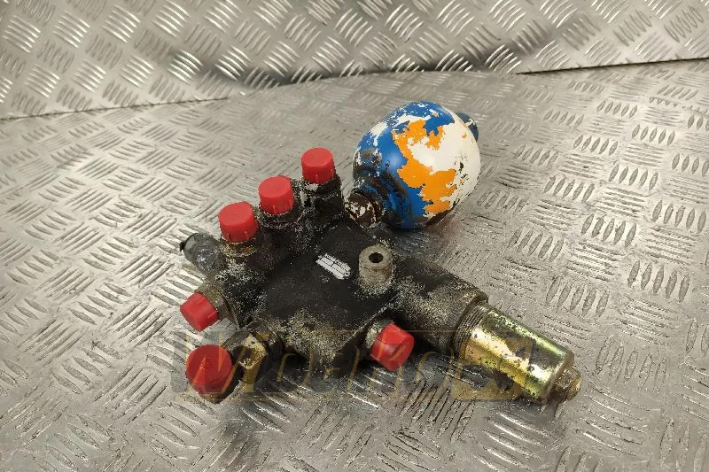 Wabco 4773970140 - Hydraulisch ventiel voor Bouwmachine: afbeelding 1 Wabco 4773970140 - Hydraulisch ventiel voor Bouwmachine: afbeelding 1