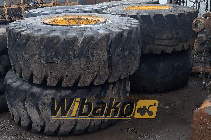 Wheel 23.5/25 - Banden en velgen voor Bouwmachine: afbeelding 1 Wheel 23.5/25 - Banden en velgen voor Bouwmachine: afbeelding 1