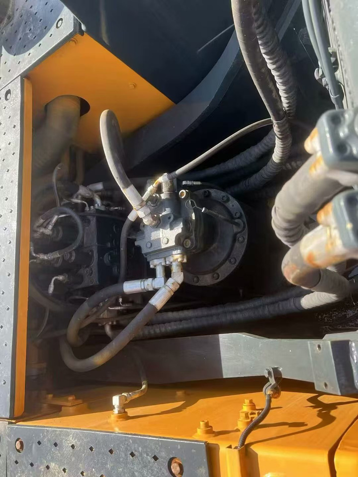 HYUNDAI R305-9 - Rupsgraafmachine: afbeelding 4 HYUNDAI R305-9 - Rupsgraafmachine: afbeelding 4